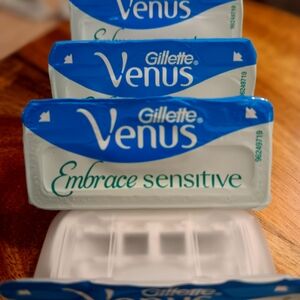 Gillette Venus Embrace Sensitive refill blades lot of 10